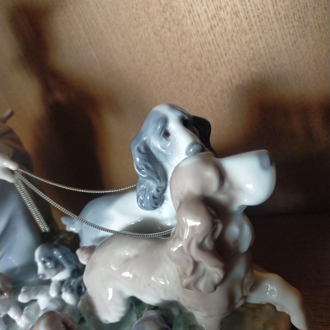 LLADRO　リヤドロ　仔犬達の行進　少女と犬の陶器置物