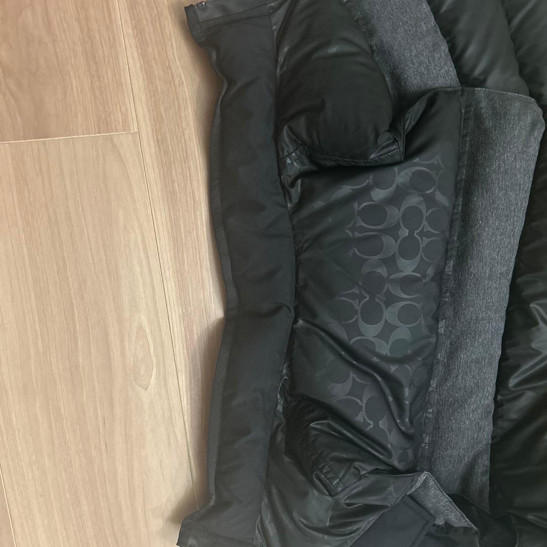 coachダウンベスト