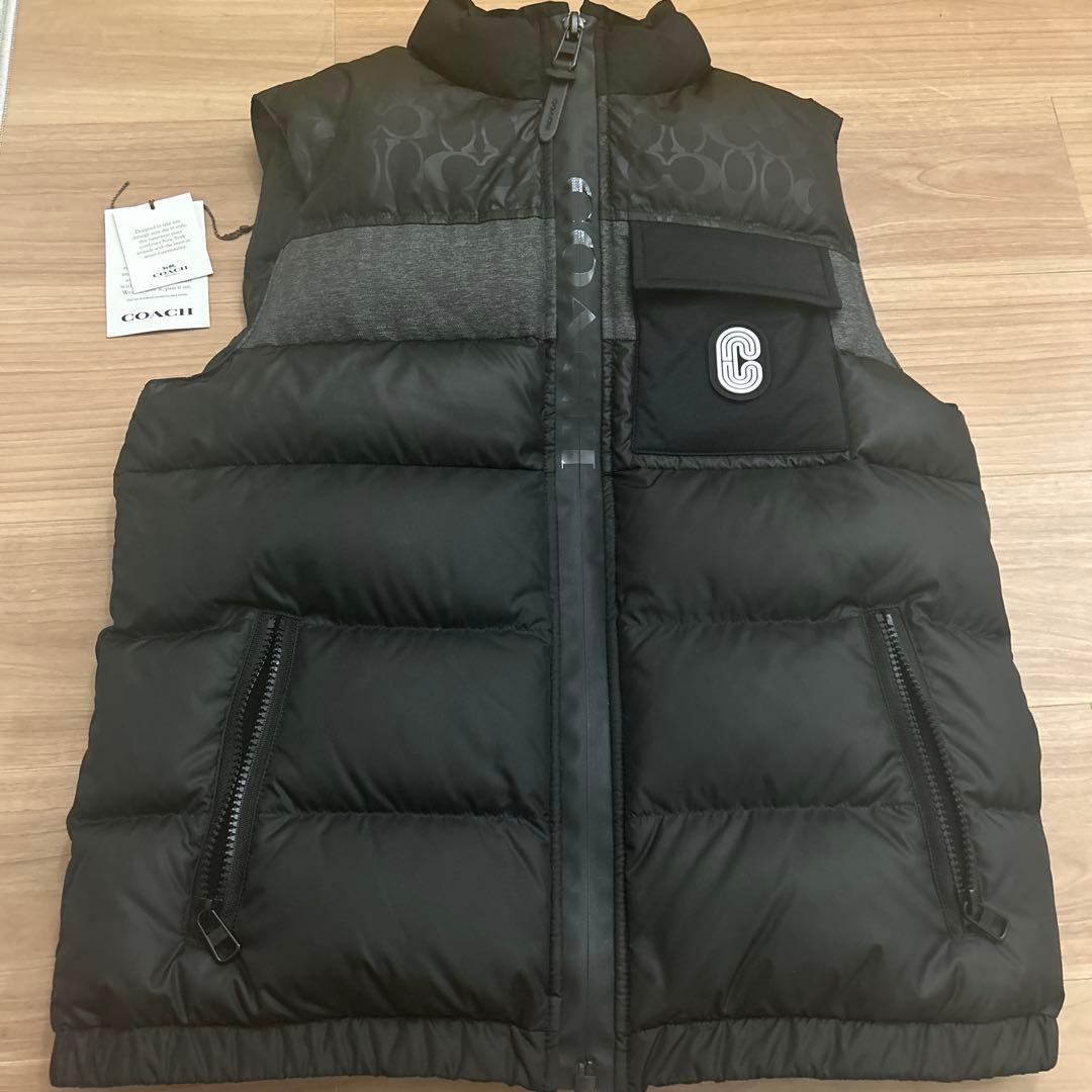 coachダウンベスト