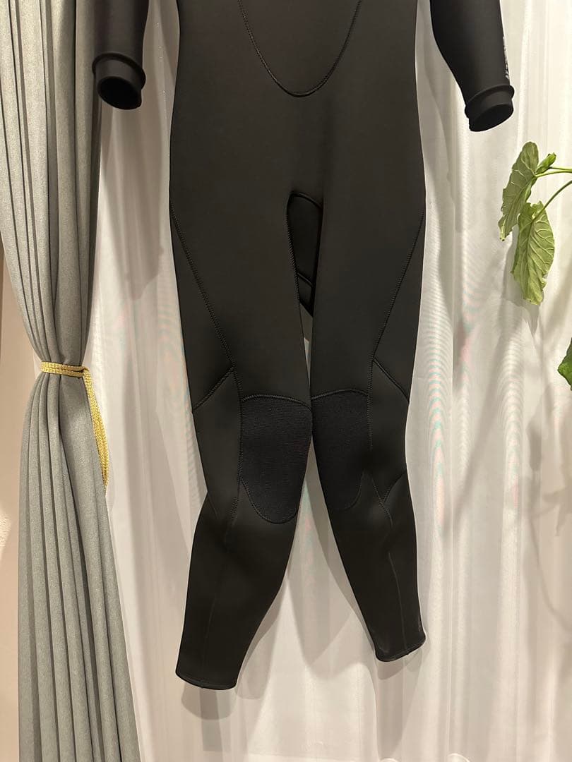 【新品未使用・タグ付き】O’NEILLフルスーツ ウェットスーツ Lサイズ