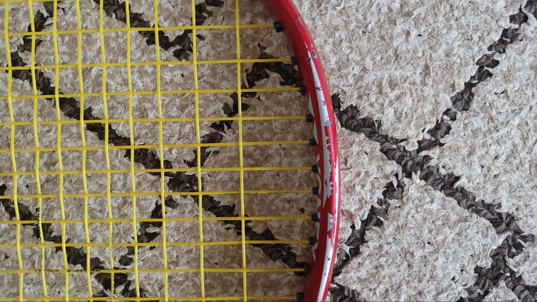 YONEX ヨネックス VOLTRAGE ボルトレイジ 7V クレナイ