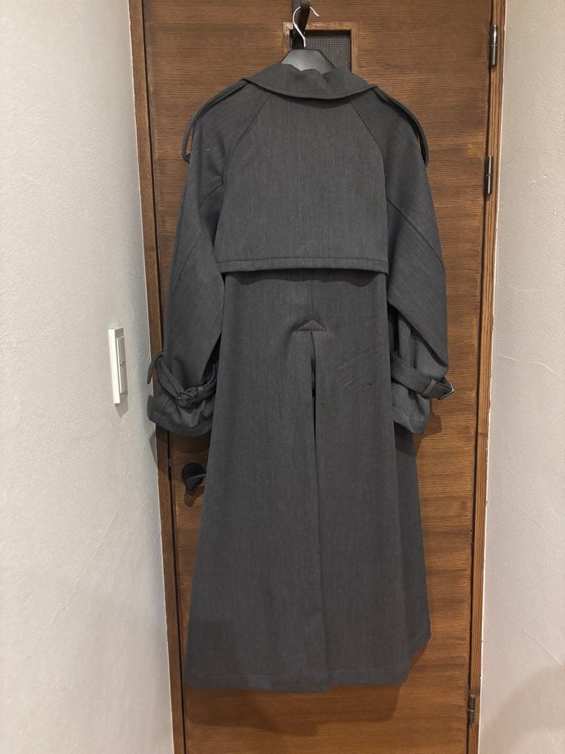 THETOE AVIGNON TRENCH COAT グレー