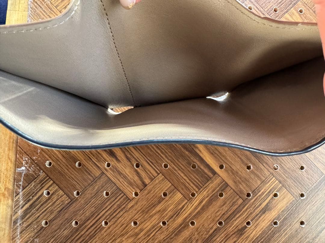 週末セール☆美品☆LOEWEロエベ☆アナグラム三つ折り財布