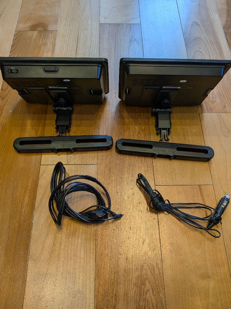 【みけ様】​サンワサプライ 車載モニター 10.1インチ 200-CAR112D