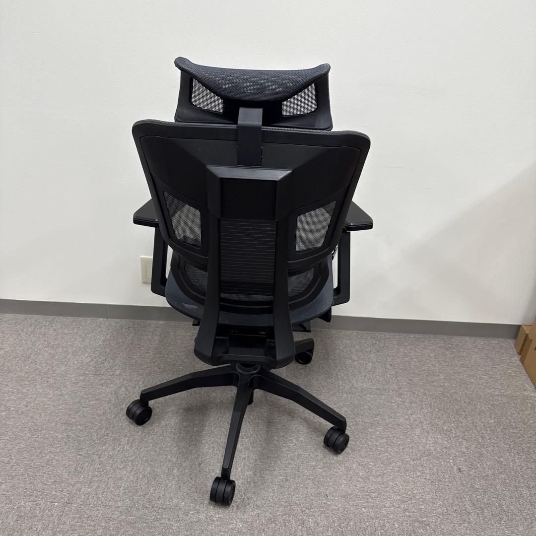 L*n様 姿勢を保つワークチェアGrowSpica pro 黒 グロウスピカ