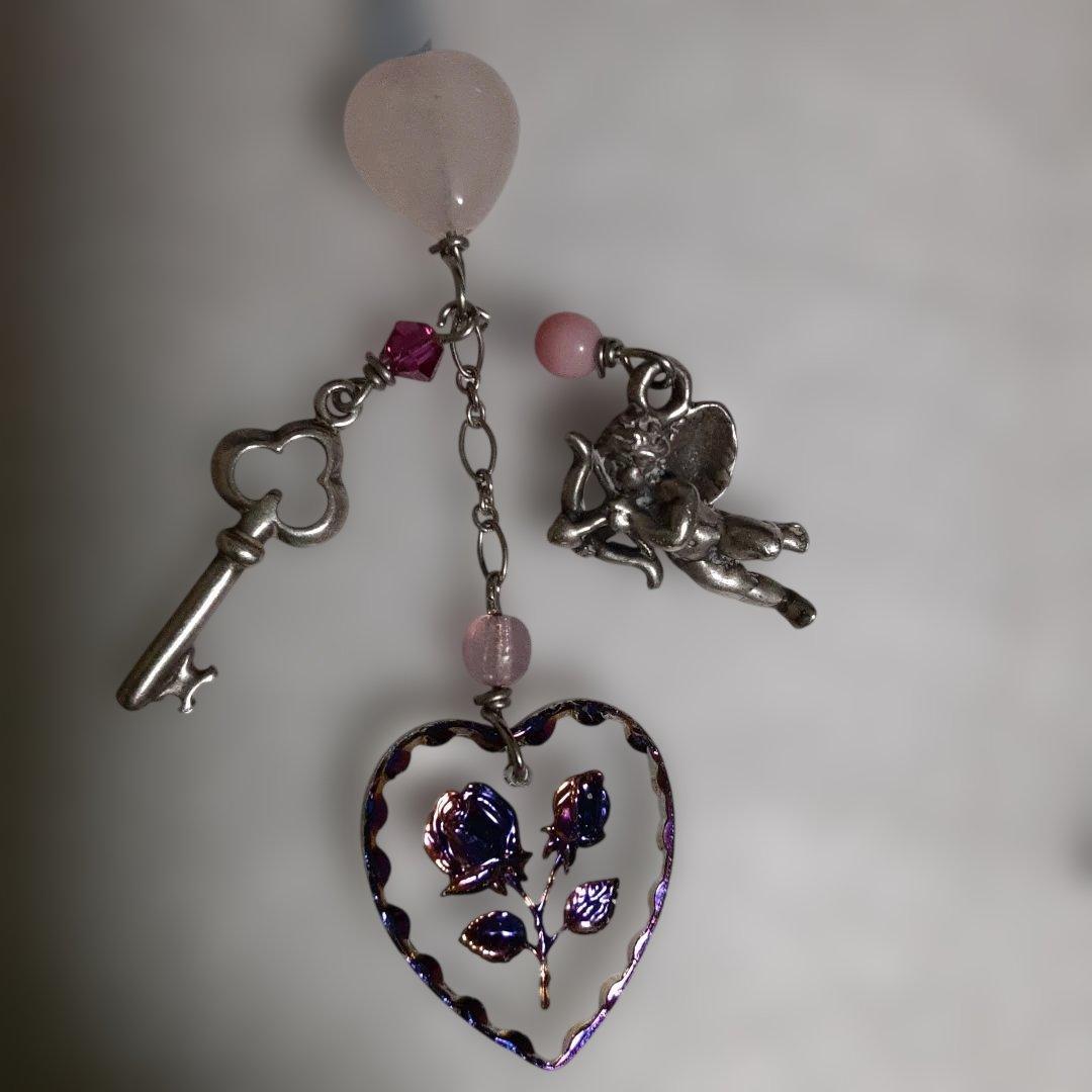 イ*ウ様 LUCY　TOO ネックレス