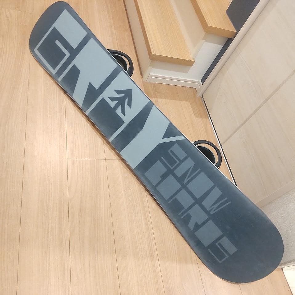 GRAY グレイ スノーボード SHRED バイン FLUX セット 初心者