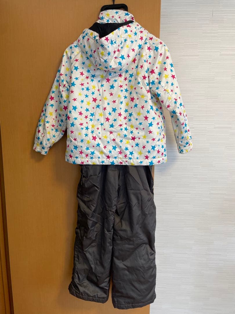 子ども用　スキーウェア　2セット　130&140 おまけ手袋3セット&パンツ