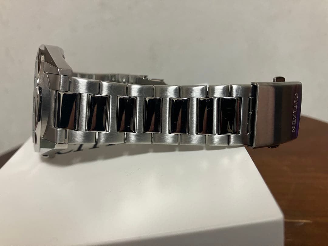 CITIZEN Eco-Drive BM7630-80E シチズン　ラグスポ