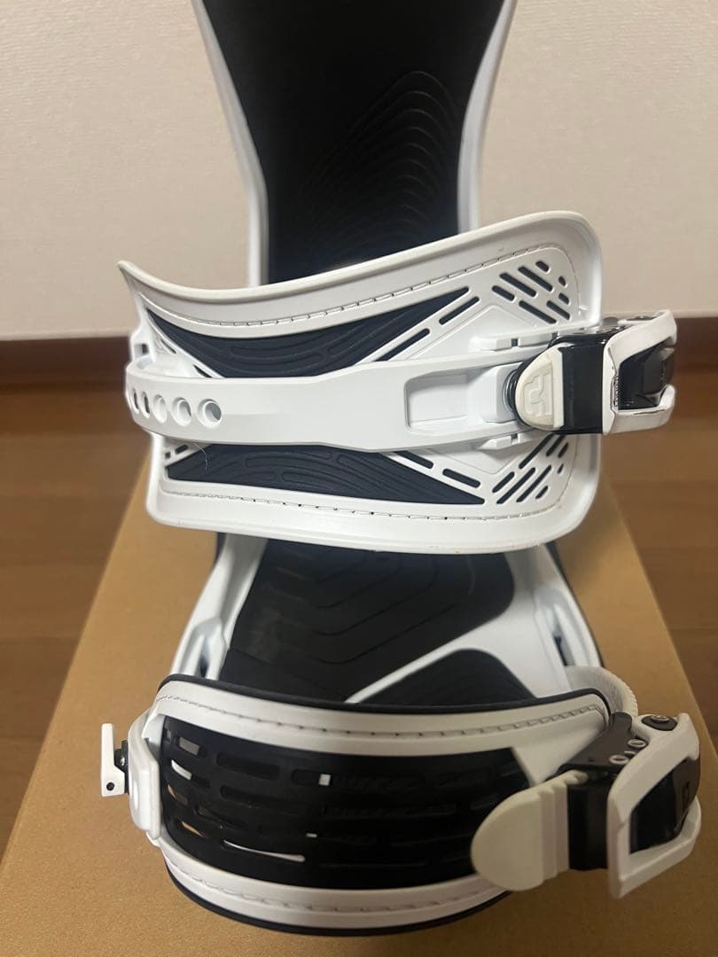 24-25 UNION ULTRA ユニオン ウルトラ WHITE Ｍ