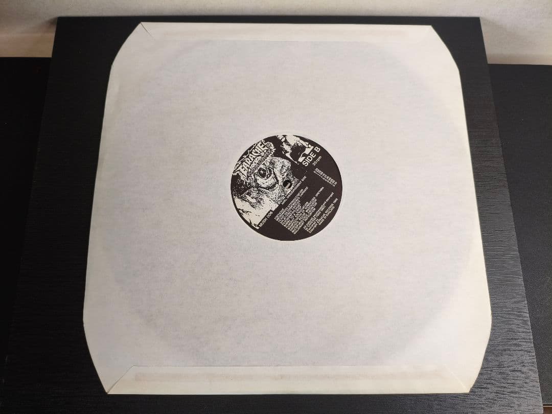 1988年 UK Carcass – Reek Of Putrefaction