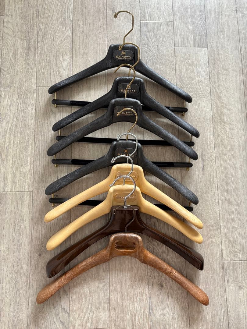 チ*ン様 MAINETTI 木製ハンガー 4本セット ブラック 40 おまけ4本
