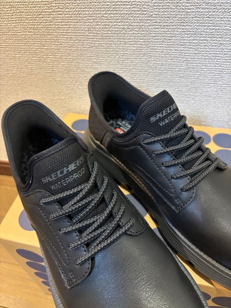 SKECHERS ガルザ　カーリン　防水