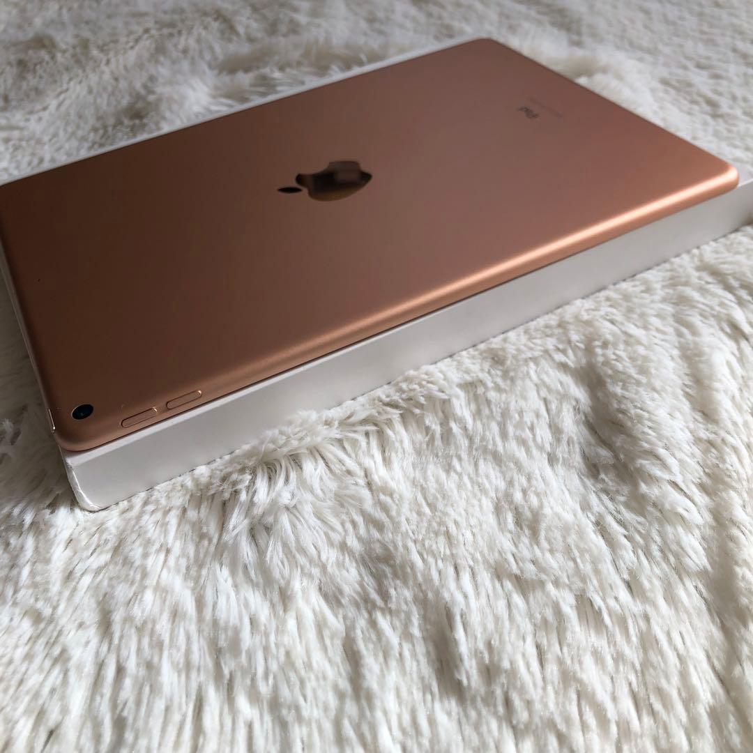 【完動品】iPad Air3 256GB 【すぐ発送】 【付属品】