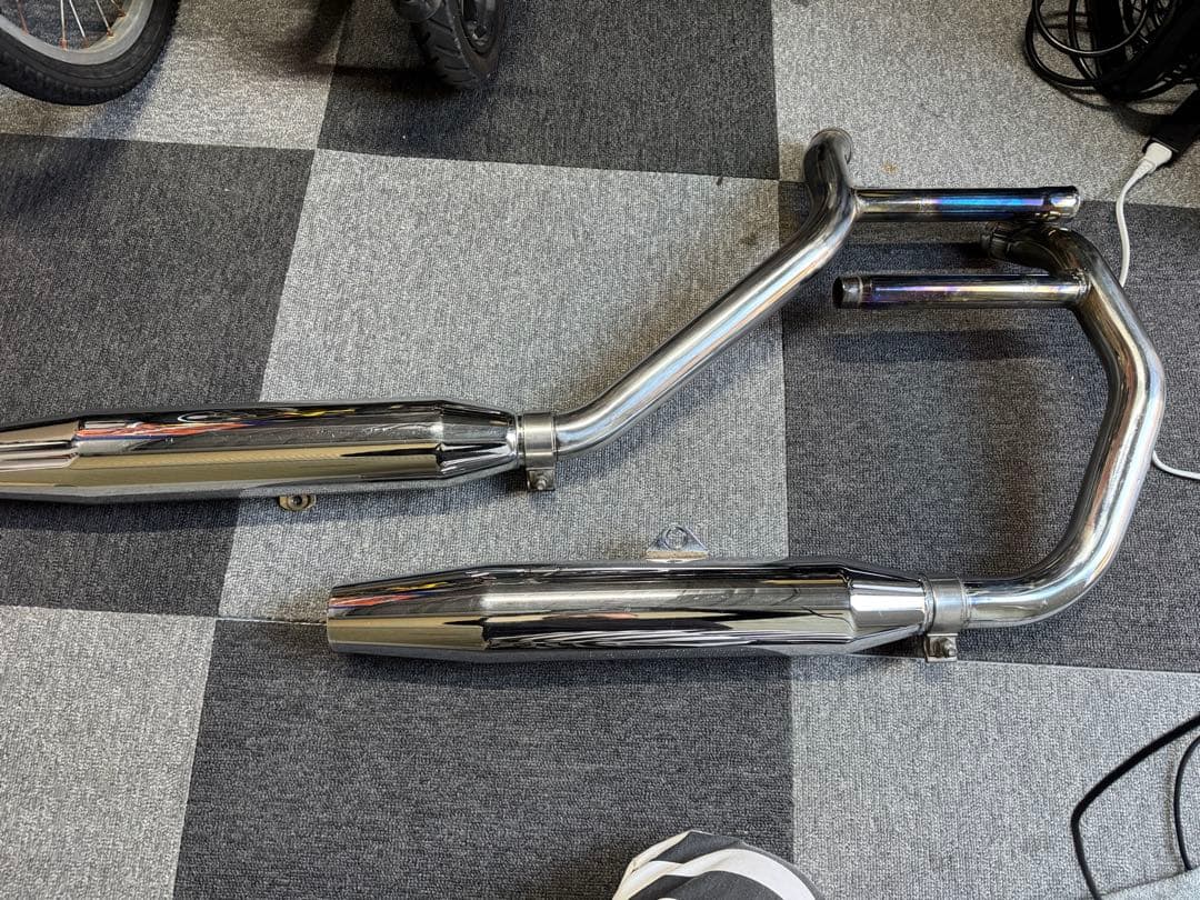 ハーレー　スポーツスター　XLH883 マフラー　加工ステー付き