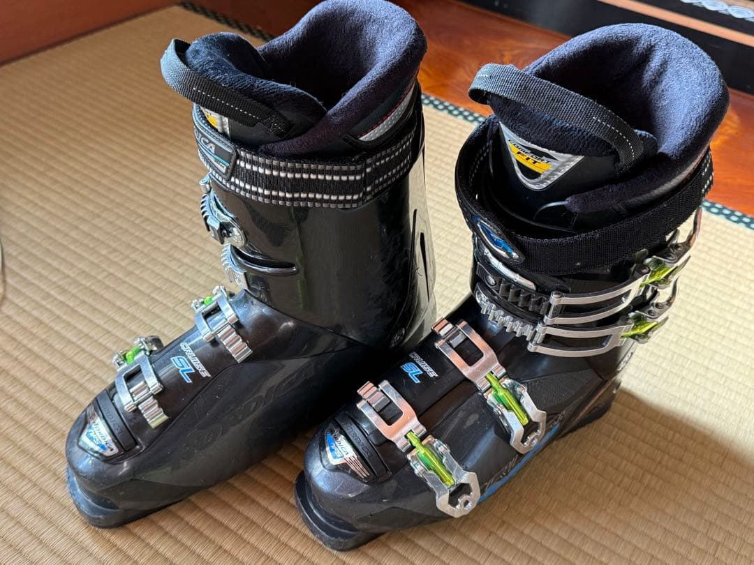 す*♪様 スキー ブーツ