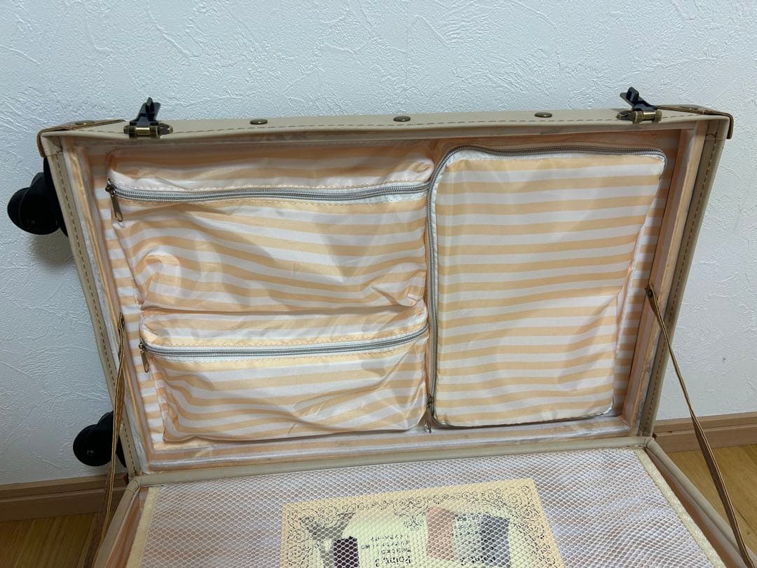 ユーラシアトランク　キャリーケース