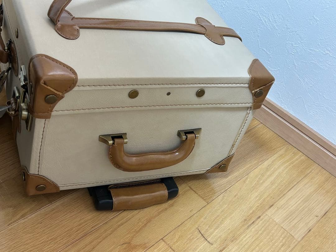 ユーラシアトランク　キャリーケース