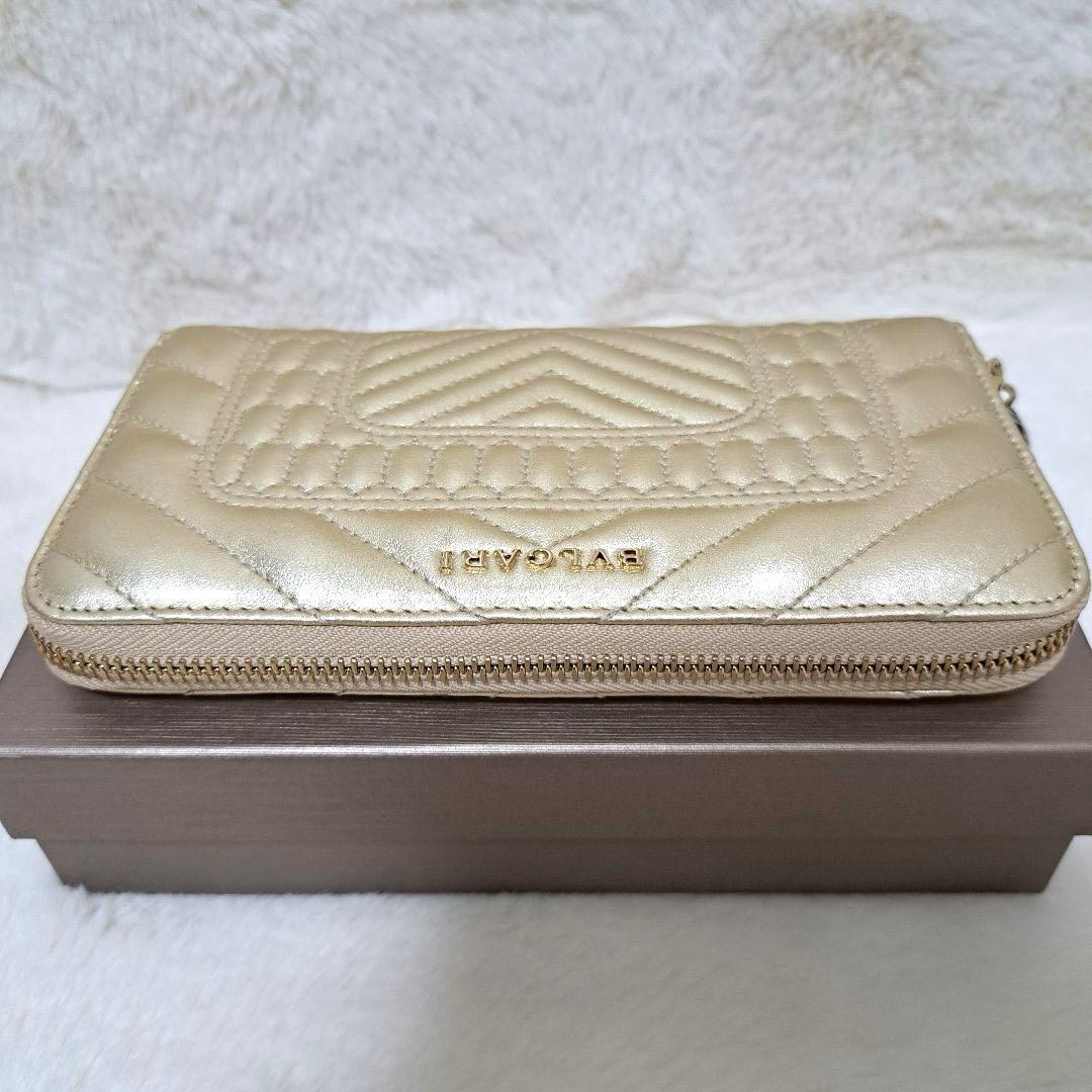 ✨ほぼ未使用✨ブルガリ　長財布　ラウンドファスナー セルペンティ　キルティング