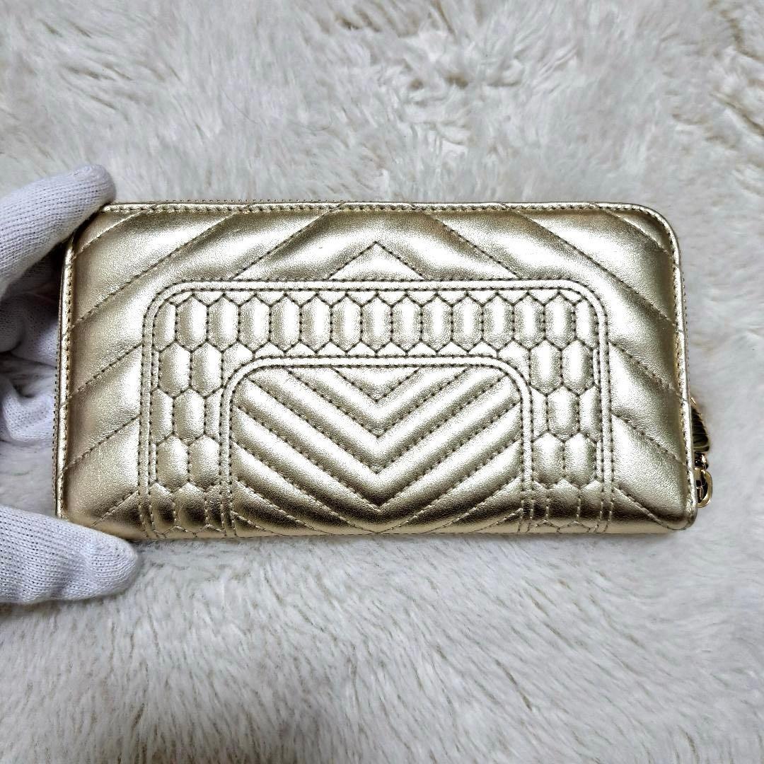 ✨ほぼ未使用✨ブルガリ　長財布　ラウンドファスナー セルペンティ　キルティング
