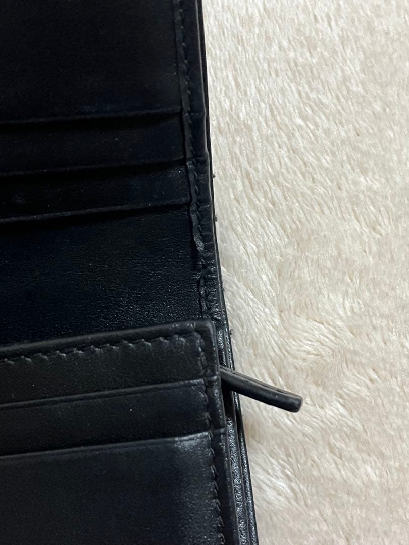 GUCCI グッチ 二つ折り財布 ブラック 正規品 箱付き