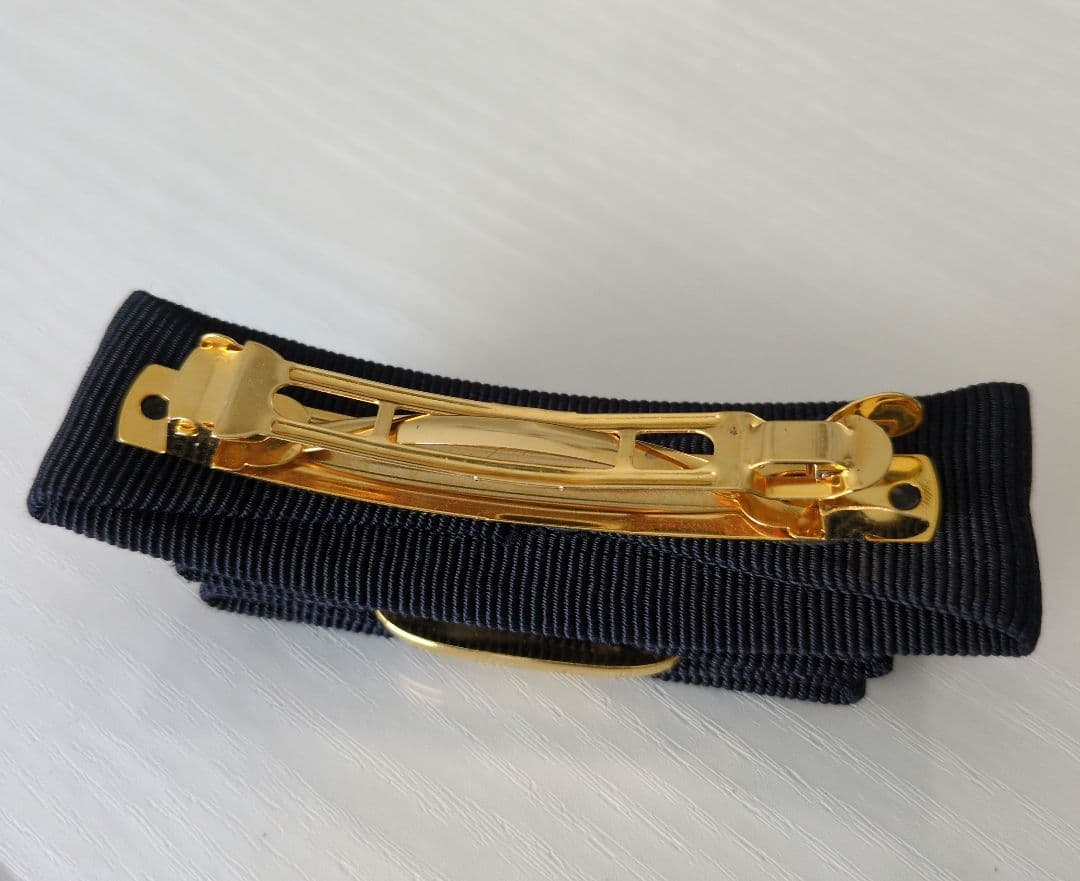 【Ferragamo】紺リボンバレッタ