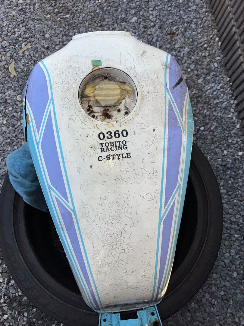 XJR400 4hm タンク サビあり補修ベース