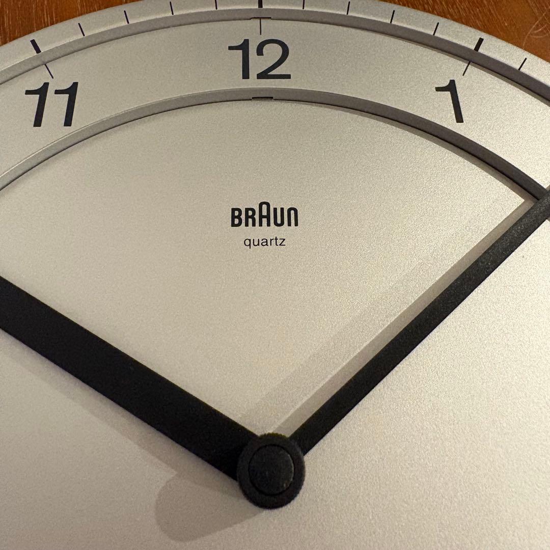 ヴィンテージ Braun 壁掛け時計　ABW31 Type 4861 シルバー