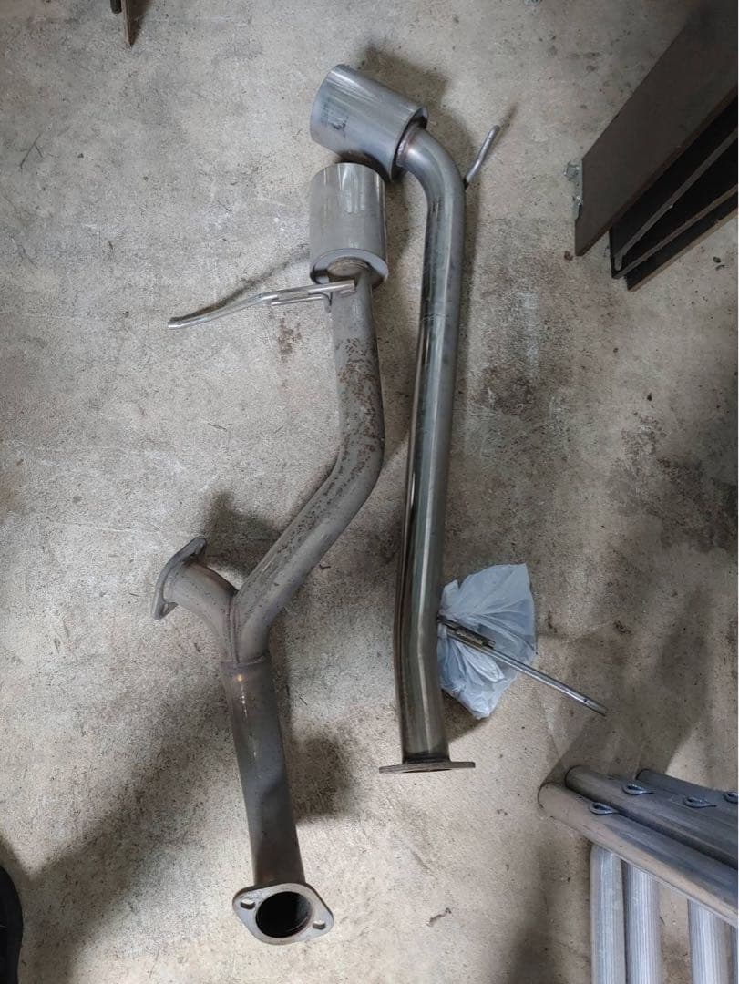 スイフトスポーツ社外マフラー(BE FREE)