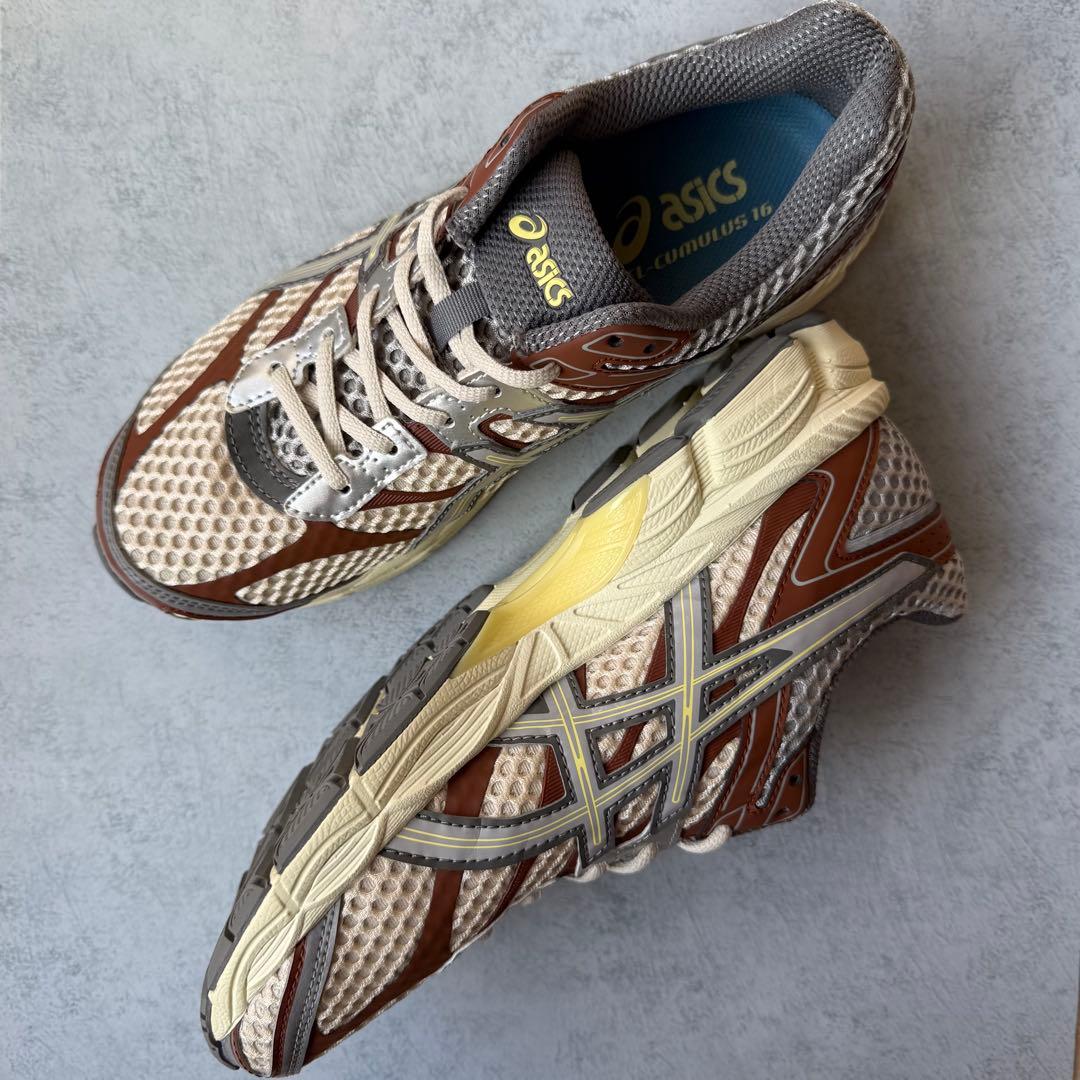 アシックス エミ 別注 GEL-CUMULUS 16