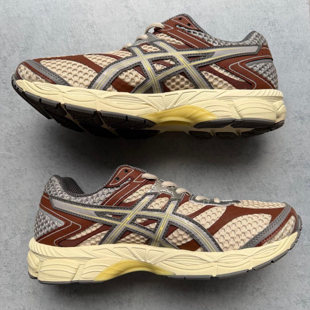 アシックス エミ 別注 GEL-CUMULUS 16