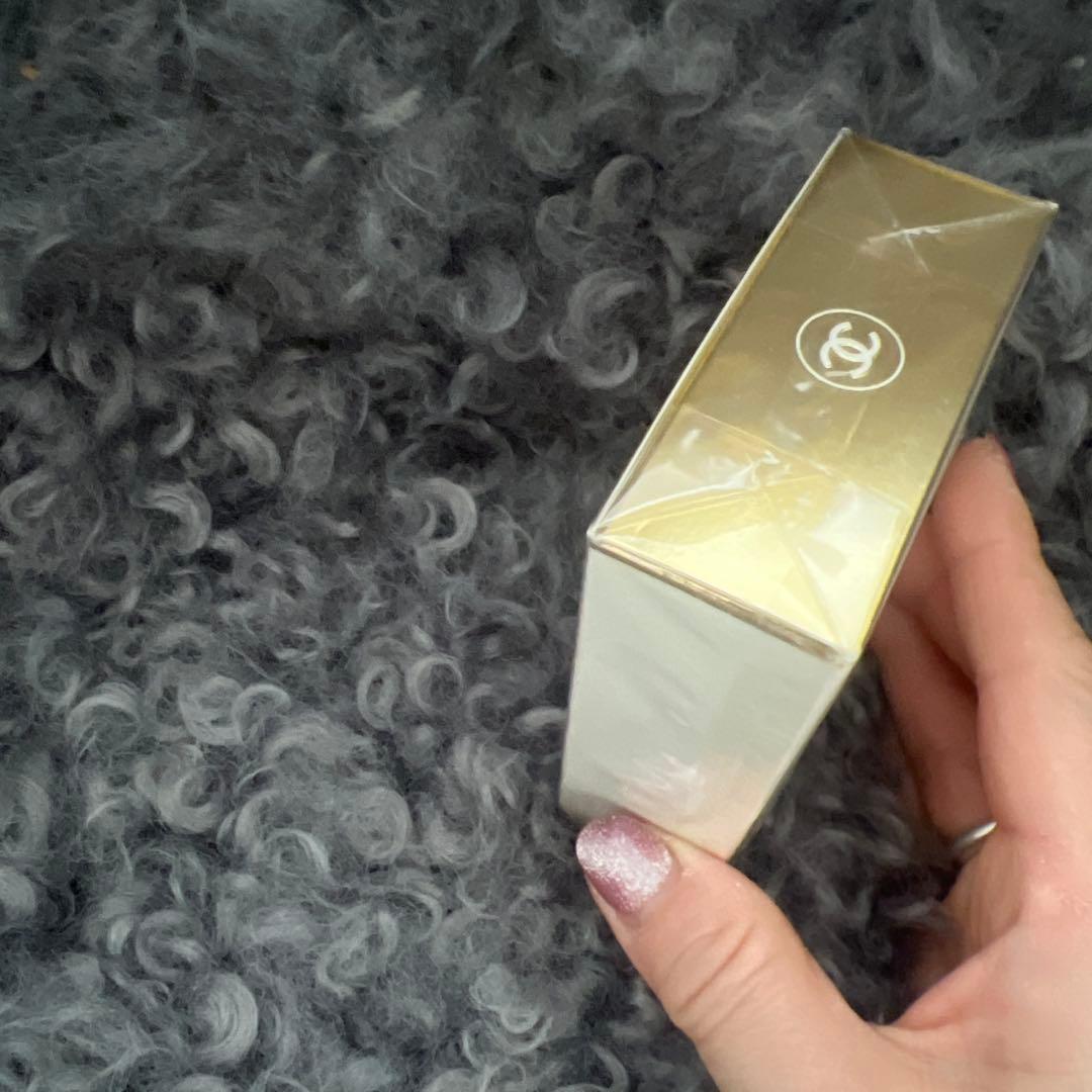 CHANEL ココ マドモアゼル オードパルファム