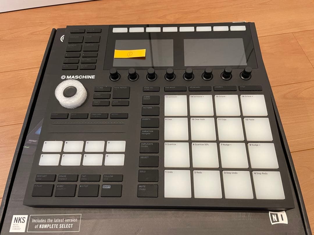 ①Native Instruments Maschine MK3 ライセンス有