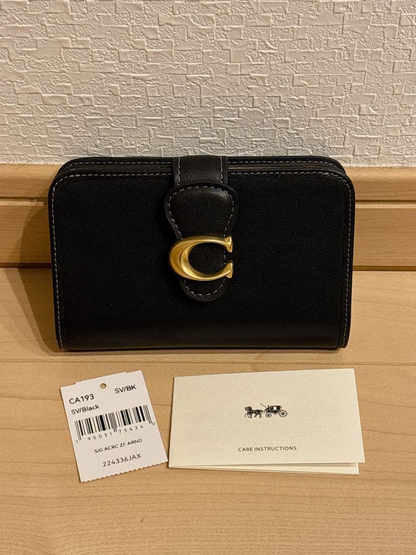 【大人気商品】COACH コーチ タビーミディアムウォレット　黒色