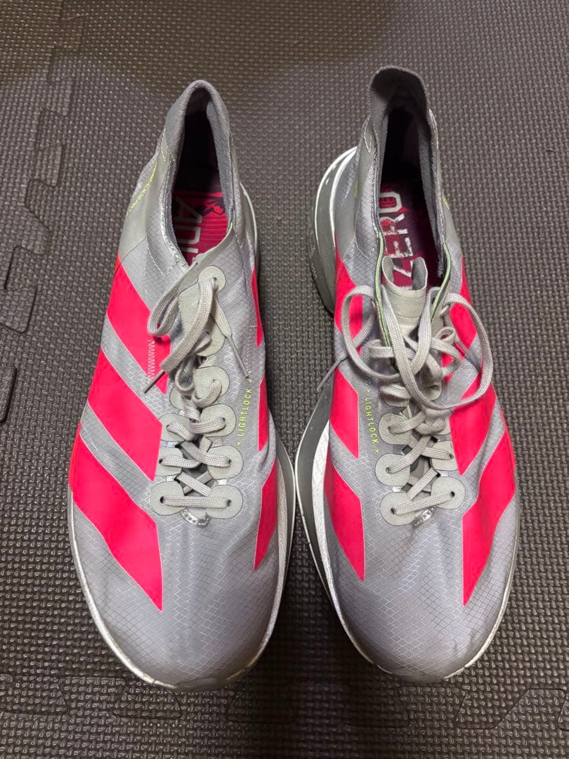adidas adizero ランニングシューズ グレー/ピンク