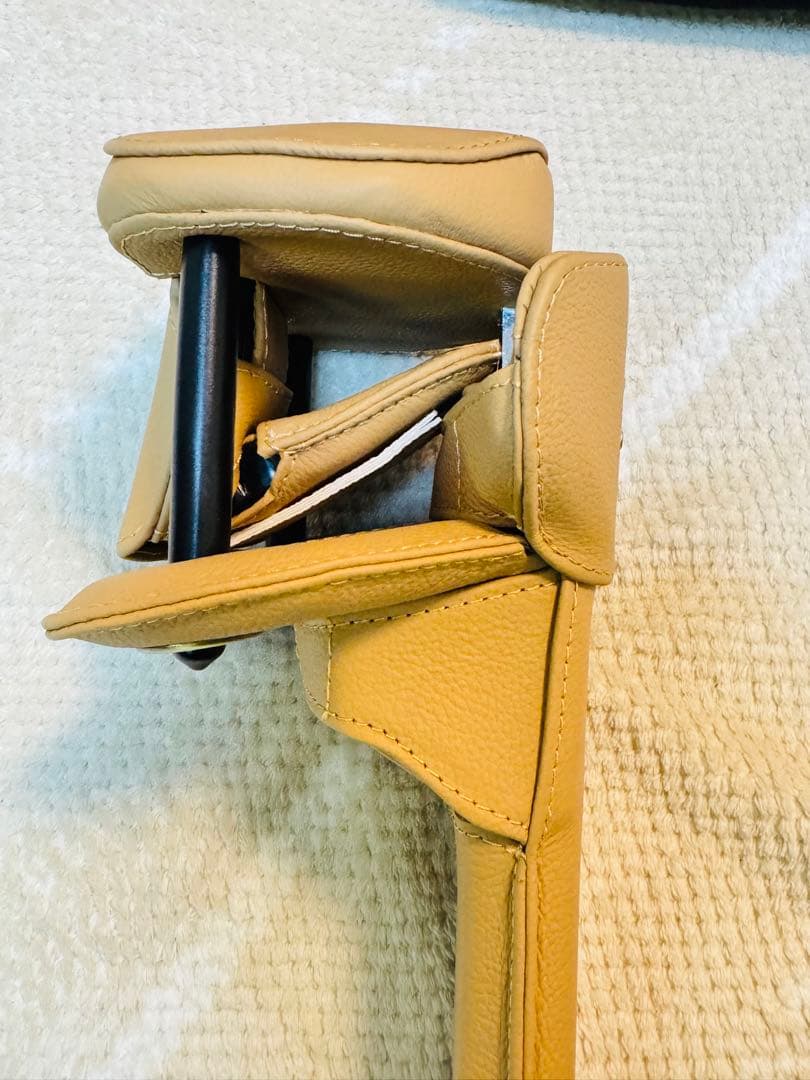 【新品未使用】TOM’S トムス ステアリングロック ベージュ