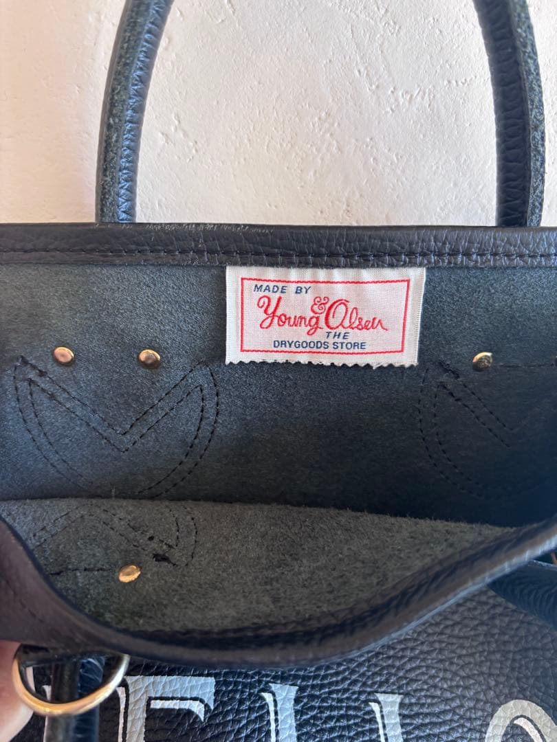 【YOUNG&OLSEN】 別注ストラップ付きHELLOバッグ