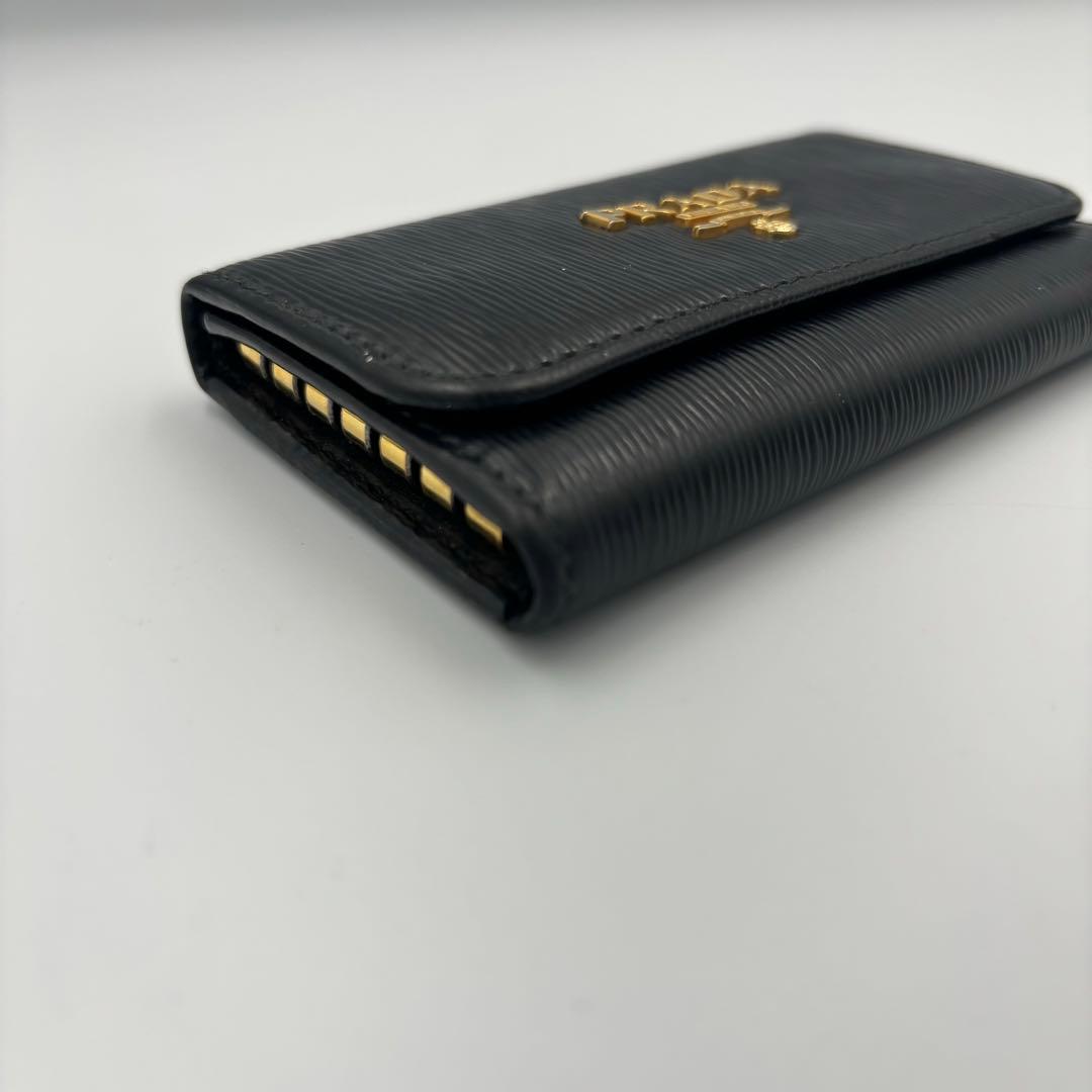 PRADA プラダ キーケース サフィアーノ