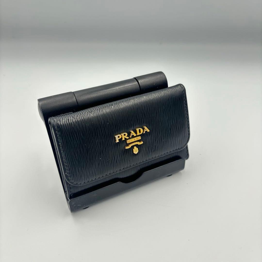 PRADA プラダ キーケース サフィアーノ