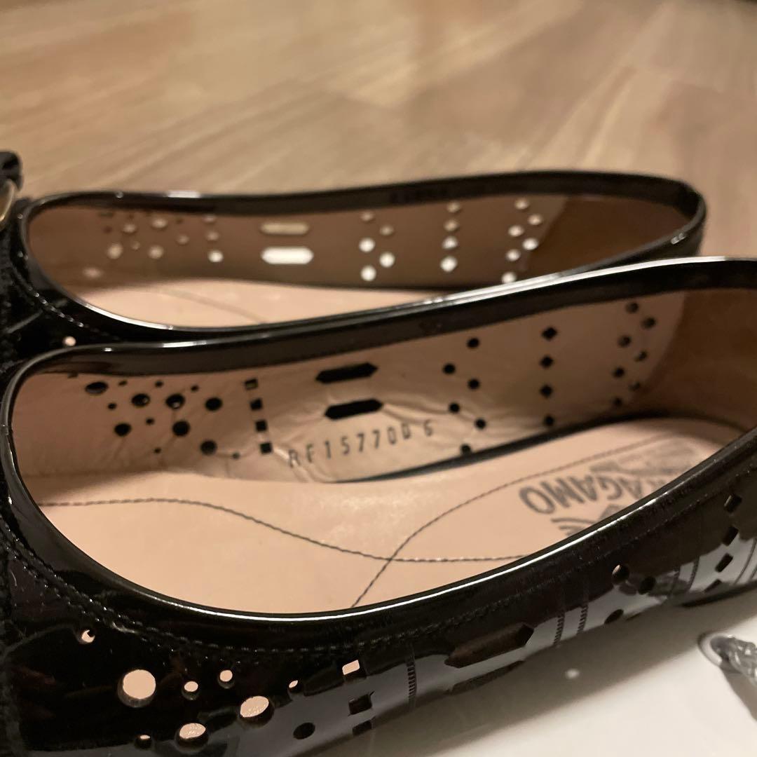 い*ご様 サルバトーレフェラガモ　リボン　フラットシューズ　23cm サイズ6