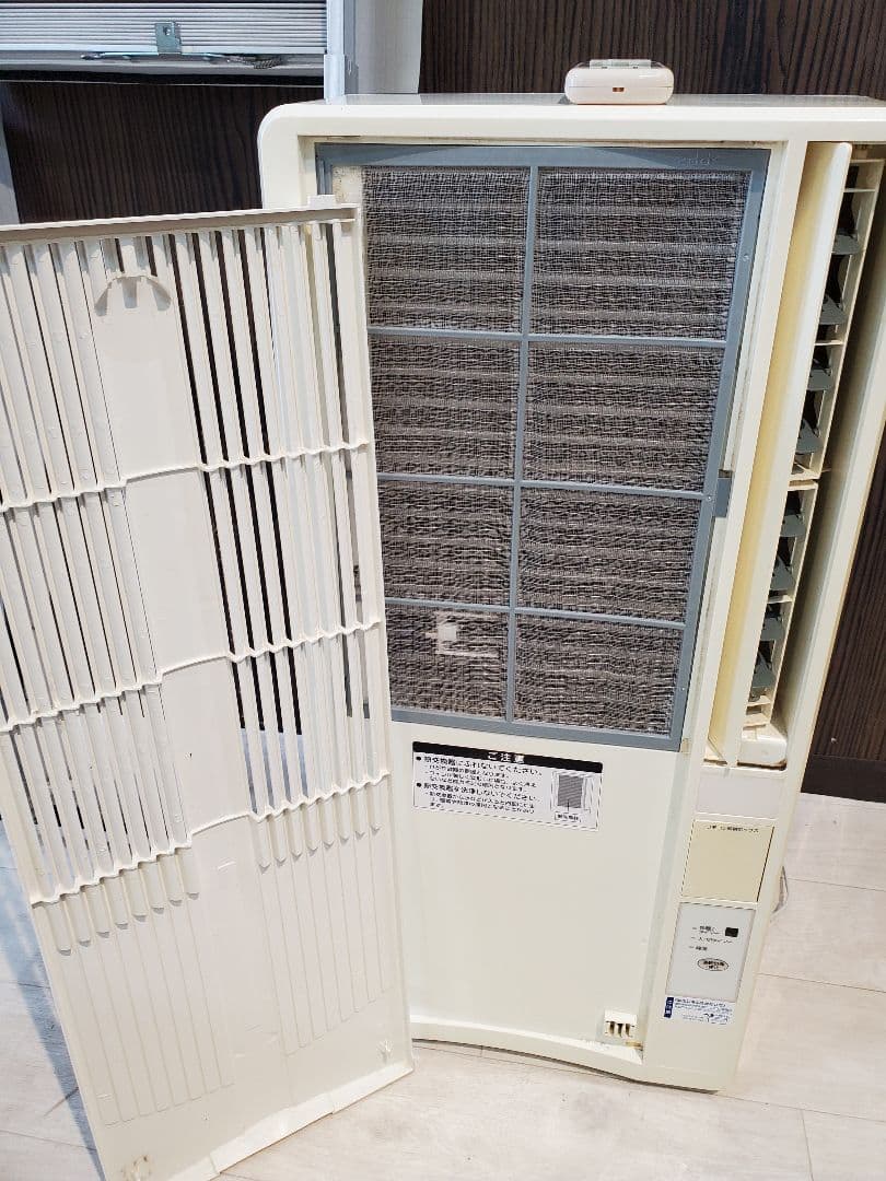 窓用エアコン 小泉成器　2014年製