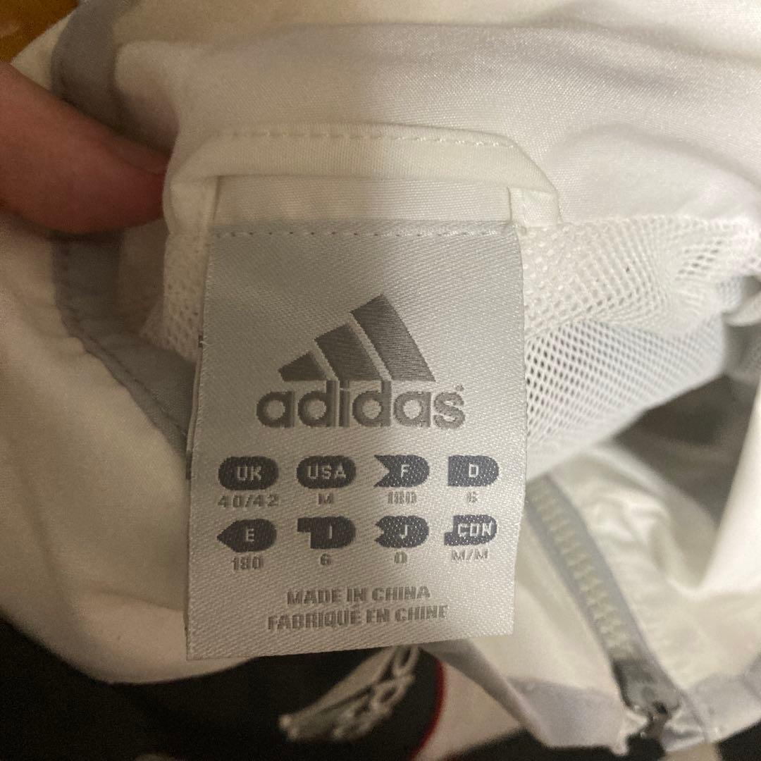 リバプール　トレーニングウェア　ジャージ　上下　セットアップ　ユニフォーム