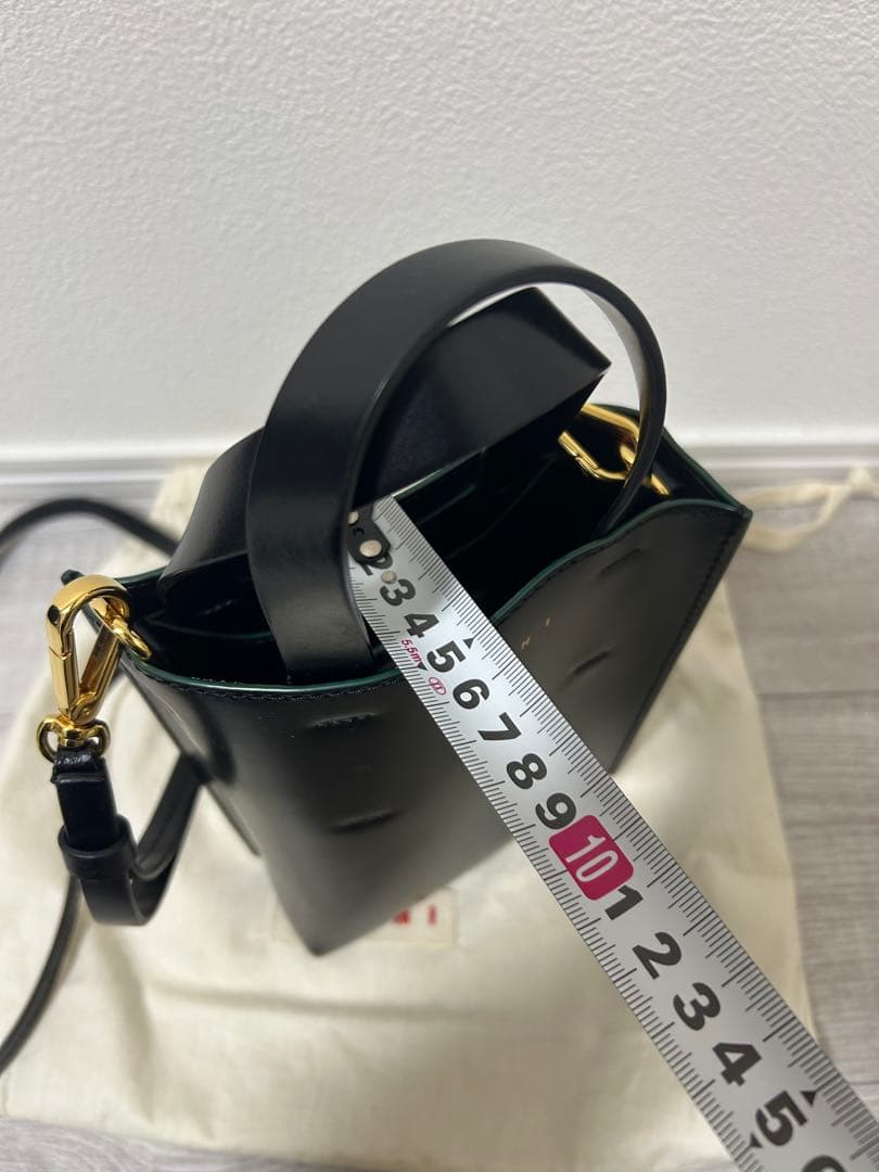 マルニ ショルダーバッグ