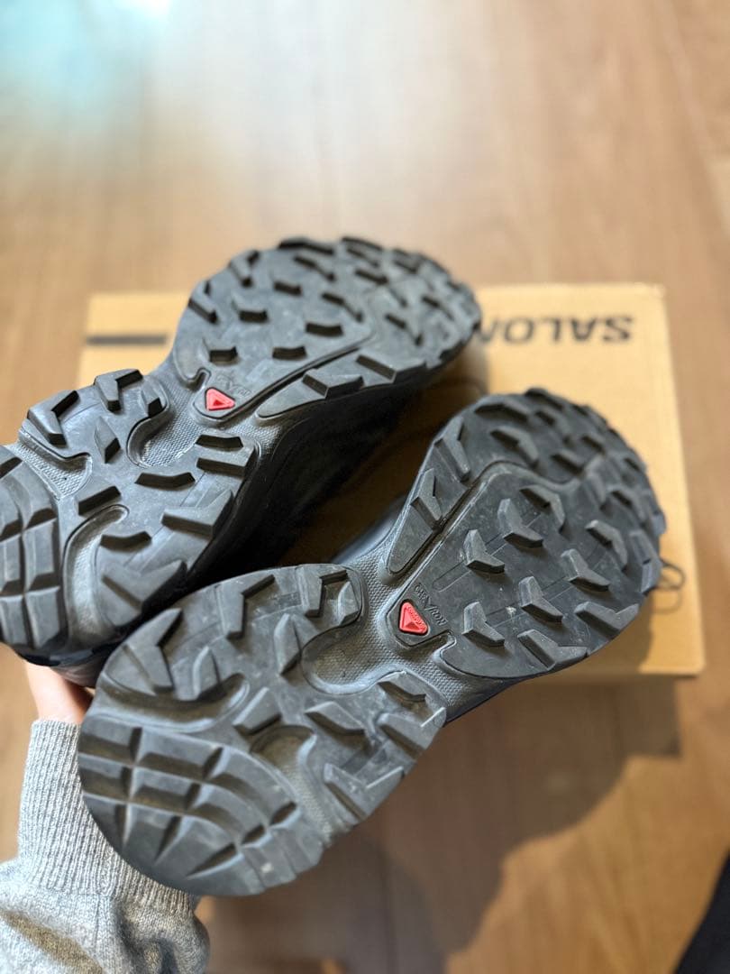 Salomon xt-6 black スポーツスタイルシューズ