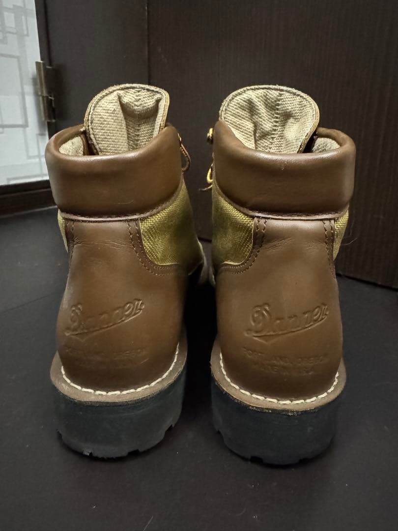 DANNER LT IIl KHAKI ダナーライト3 USA