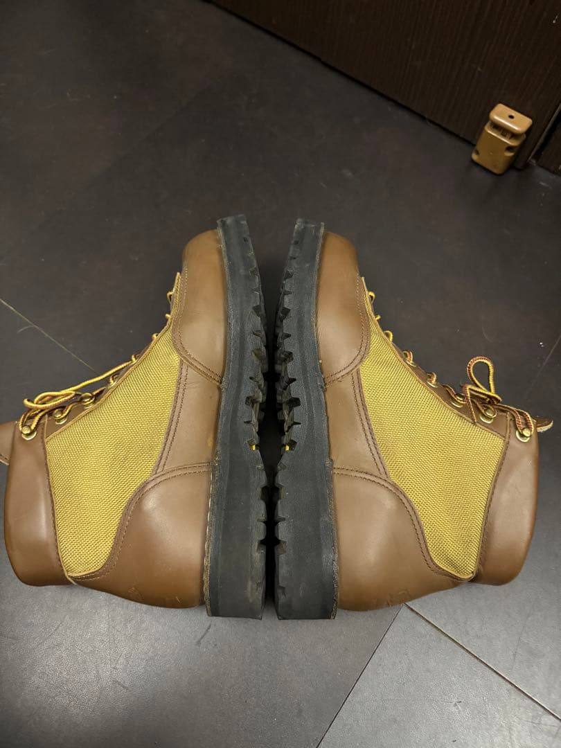 DANNER LT IIl KHAKI ダナーライト3 USA
