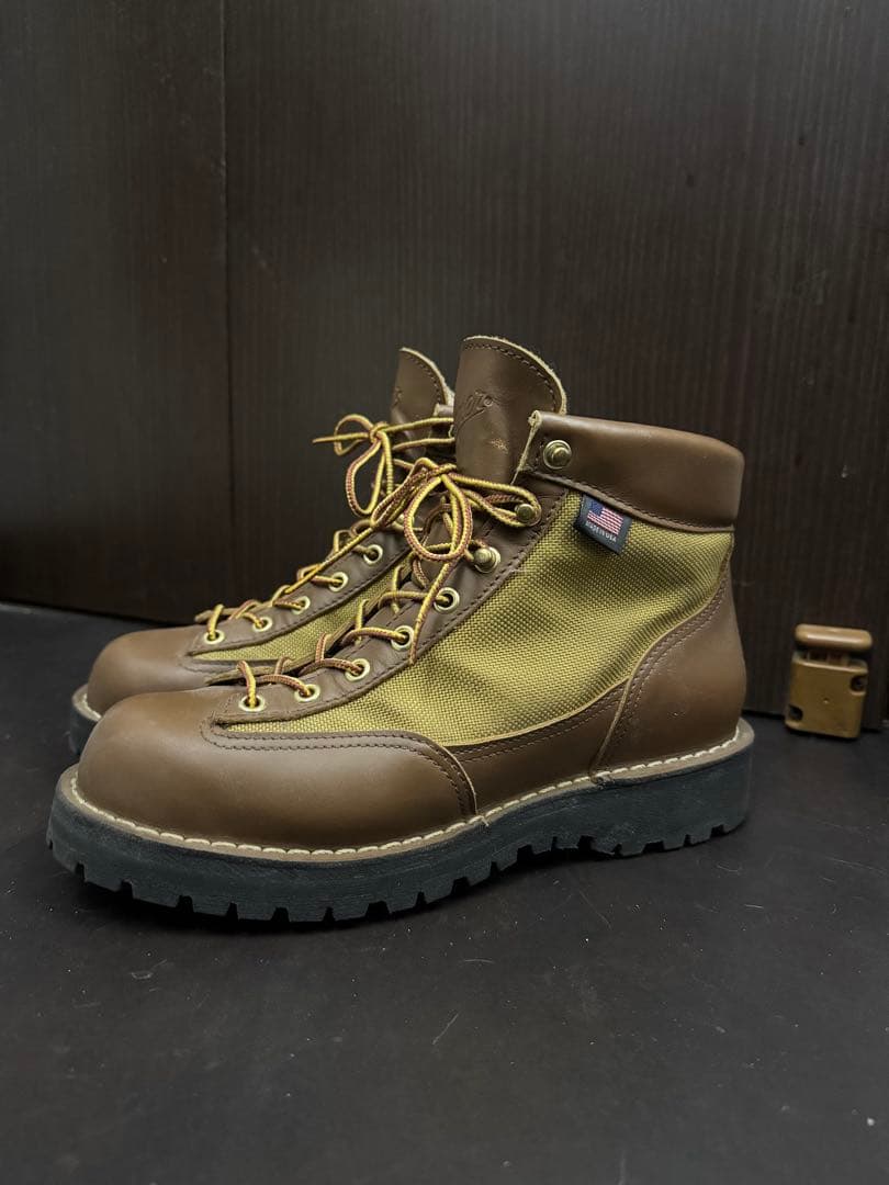 DANNER LT IIl KHAKI ダナーライト3 USA