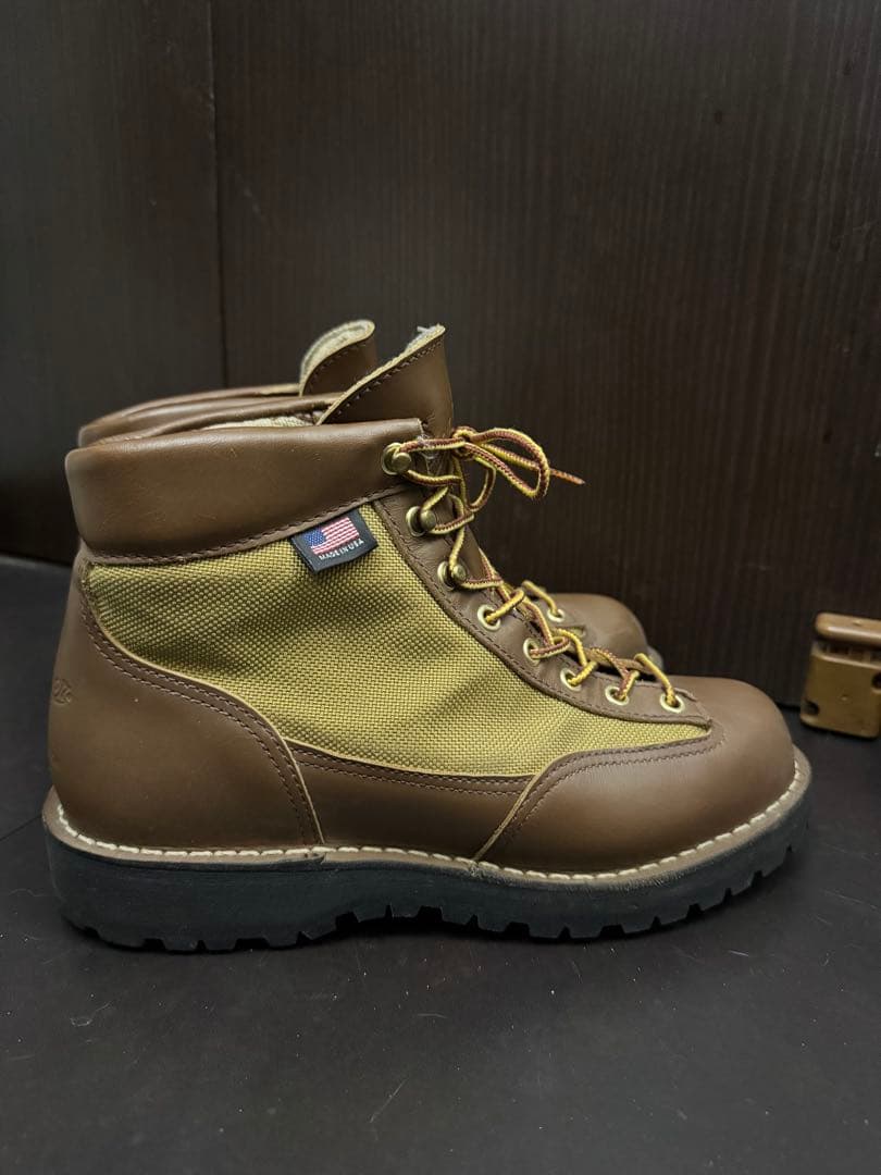 DANNER LT IIl KHAKI ダナーライト3 USA