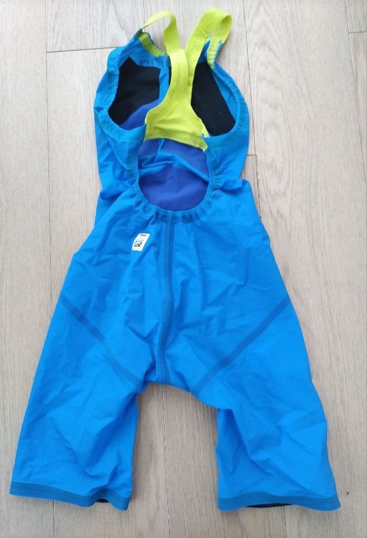 arena アクアフォースMサイズ