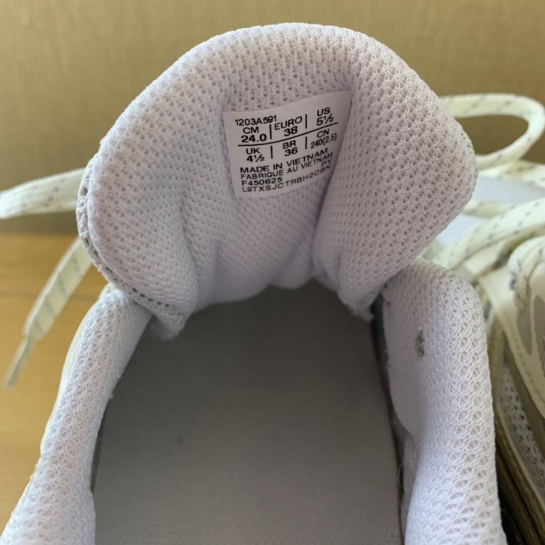 アシックス　GEL-KINETIC FLUENT⭐️